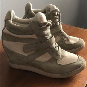 Size 11 Women’s Sneaker Wedges